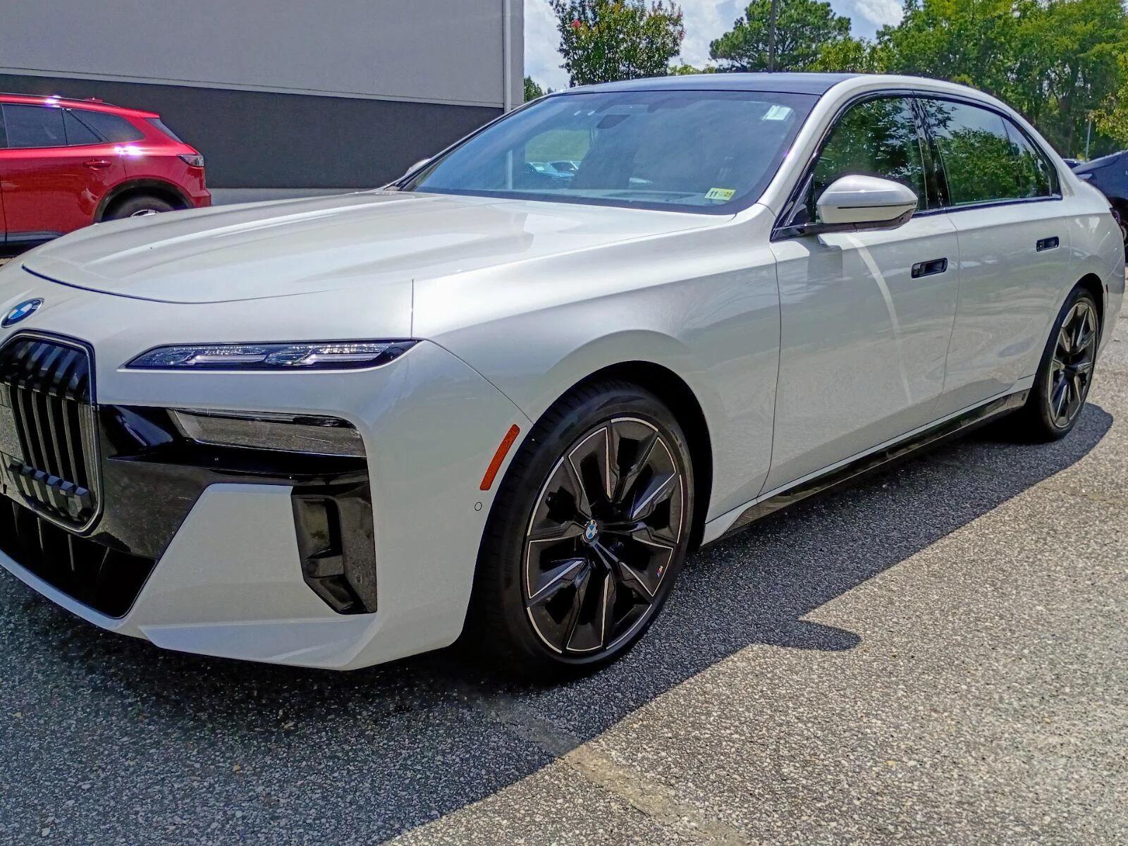 bmw 7 series 2025 WBA33EJ0XSCT54851 image bmw 7 series 2025 WBA33EJ0XSCT54851 image